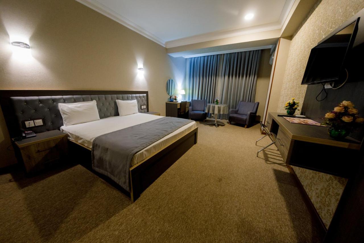 Royal Sapphire Hotel Баку Екстериор снимка