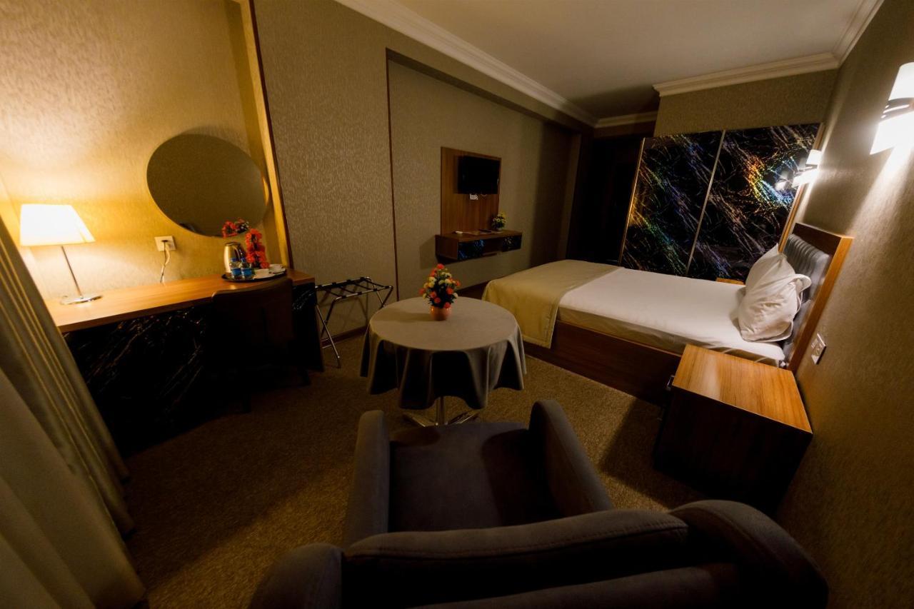 Royal Sapphire Hotel Баку Екстериор снимка