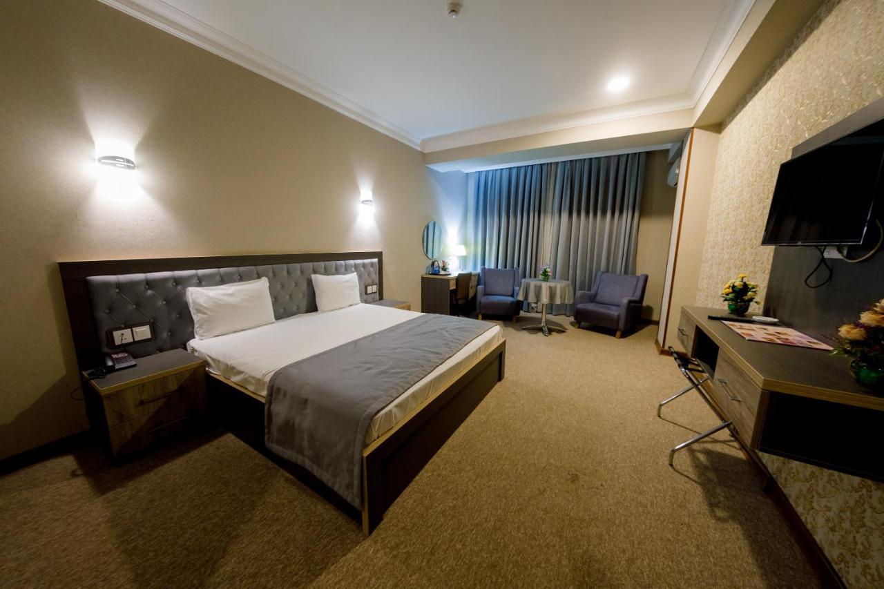 Royal Sapphire Hotel Баку Екстериор снимка