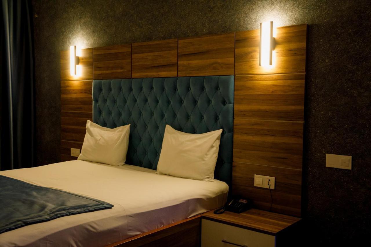 Royal Sapphire Hotel Баку Екстериор снимка